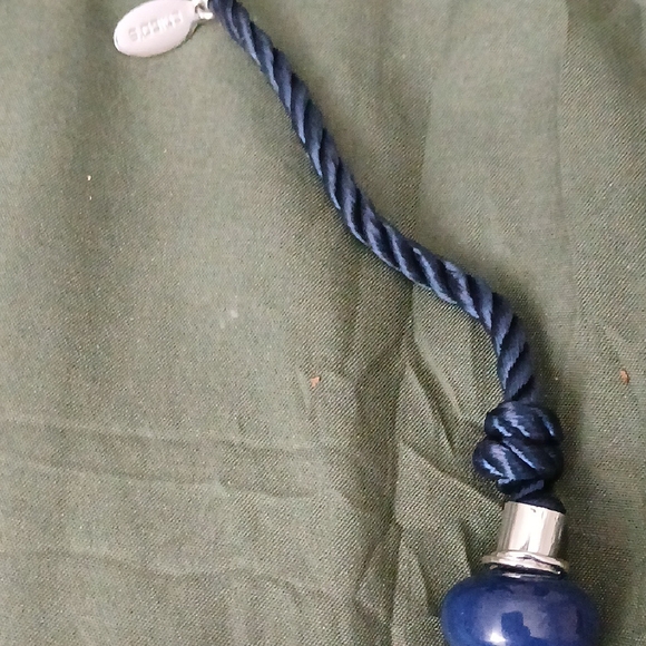 Womens Blue and White Chunky Beaded Rope Necklace NWOT - Picture 3 of 3